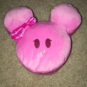 minnie mouse stuffed animal macaroon disney world